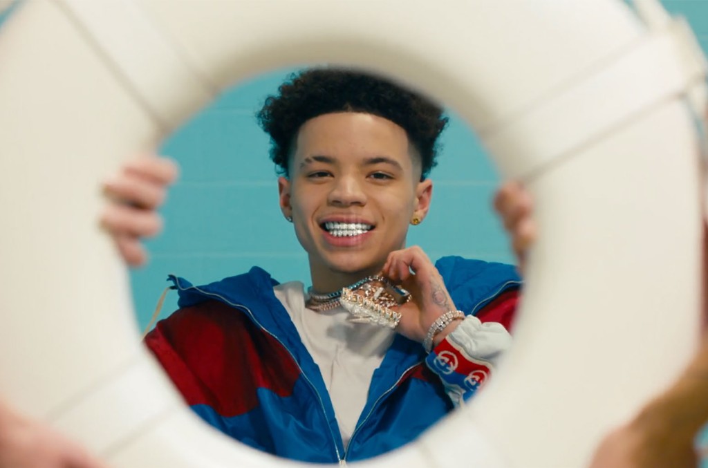 Lil Mosey Parties At The Hype House For His Splashy Blueberry