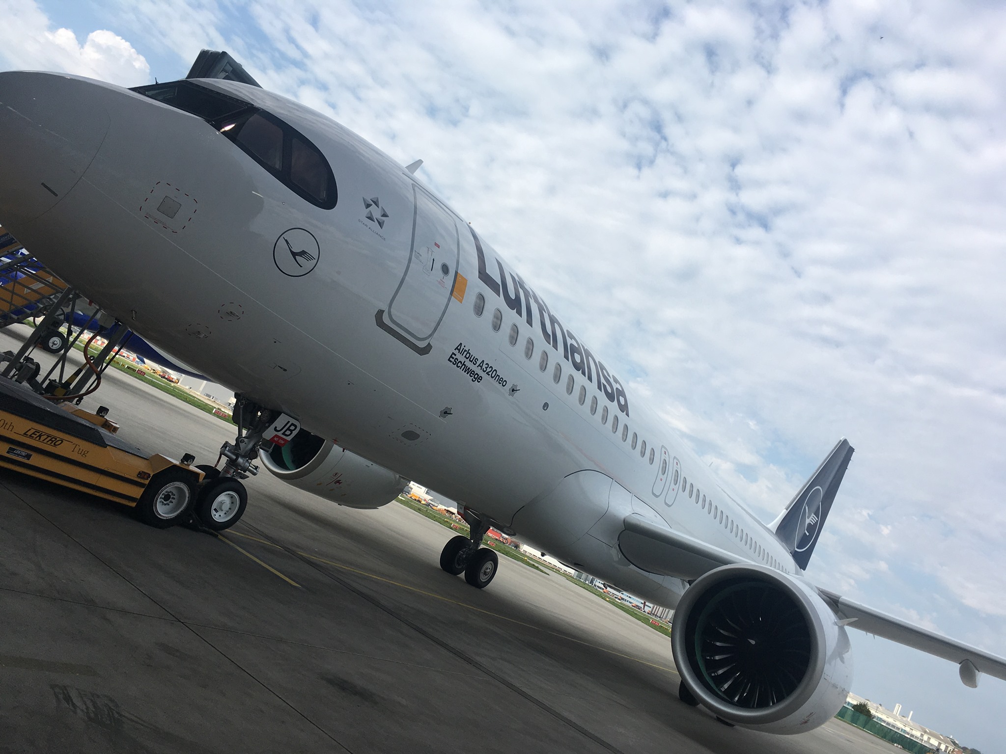 Aeronews Delivered Airbus A320neo D Aijb Lufthansa