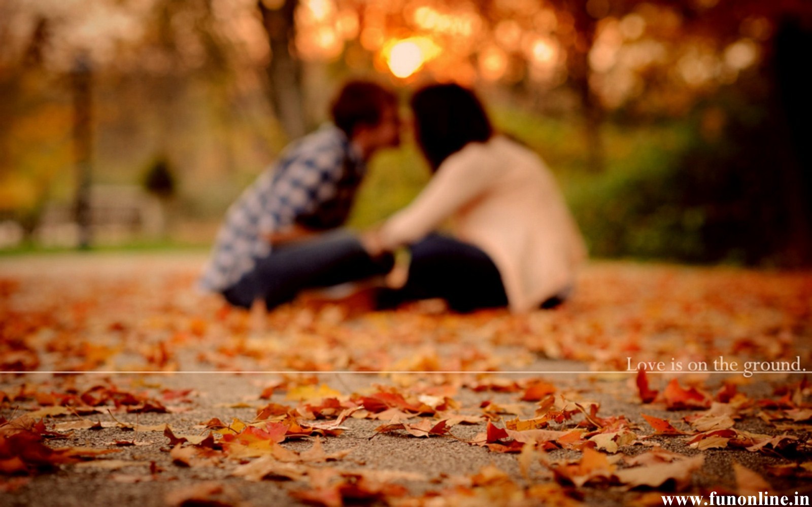 Couple In Love Wallpaper
