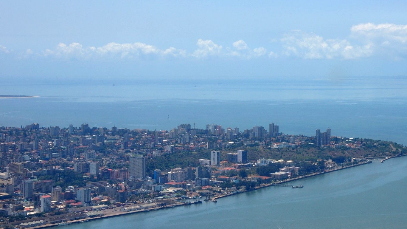 Maputo Mapoissa Mozambique Wallpaper Photo Shared By Roselle37