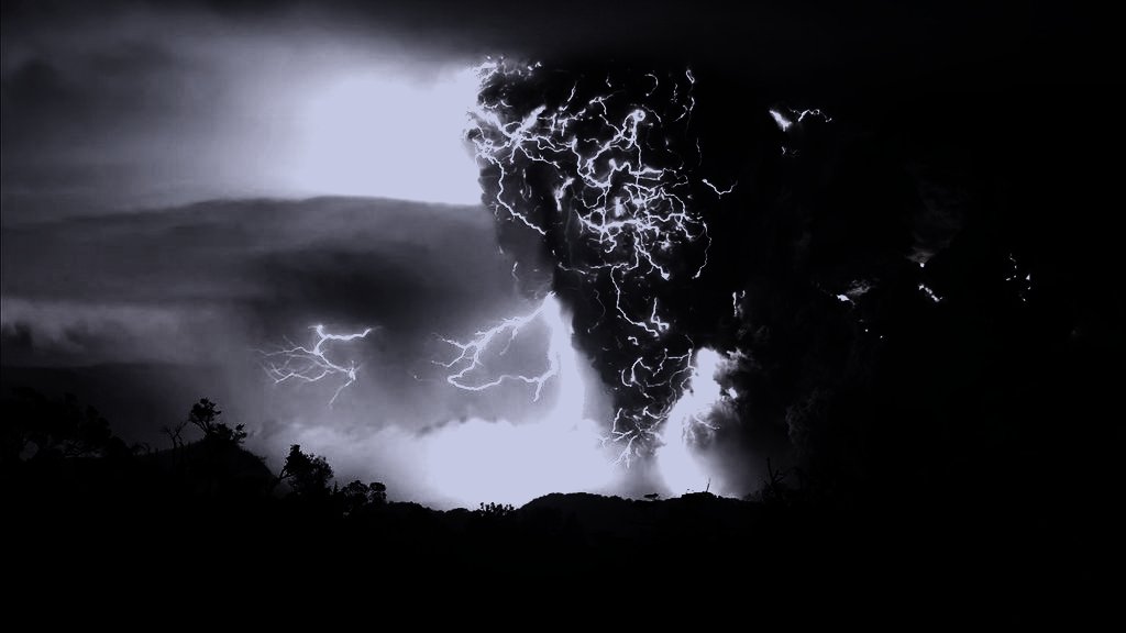 Explosive Lightning Storm Gotham HD Wallpaper Hot
