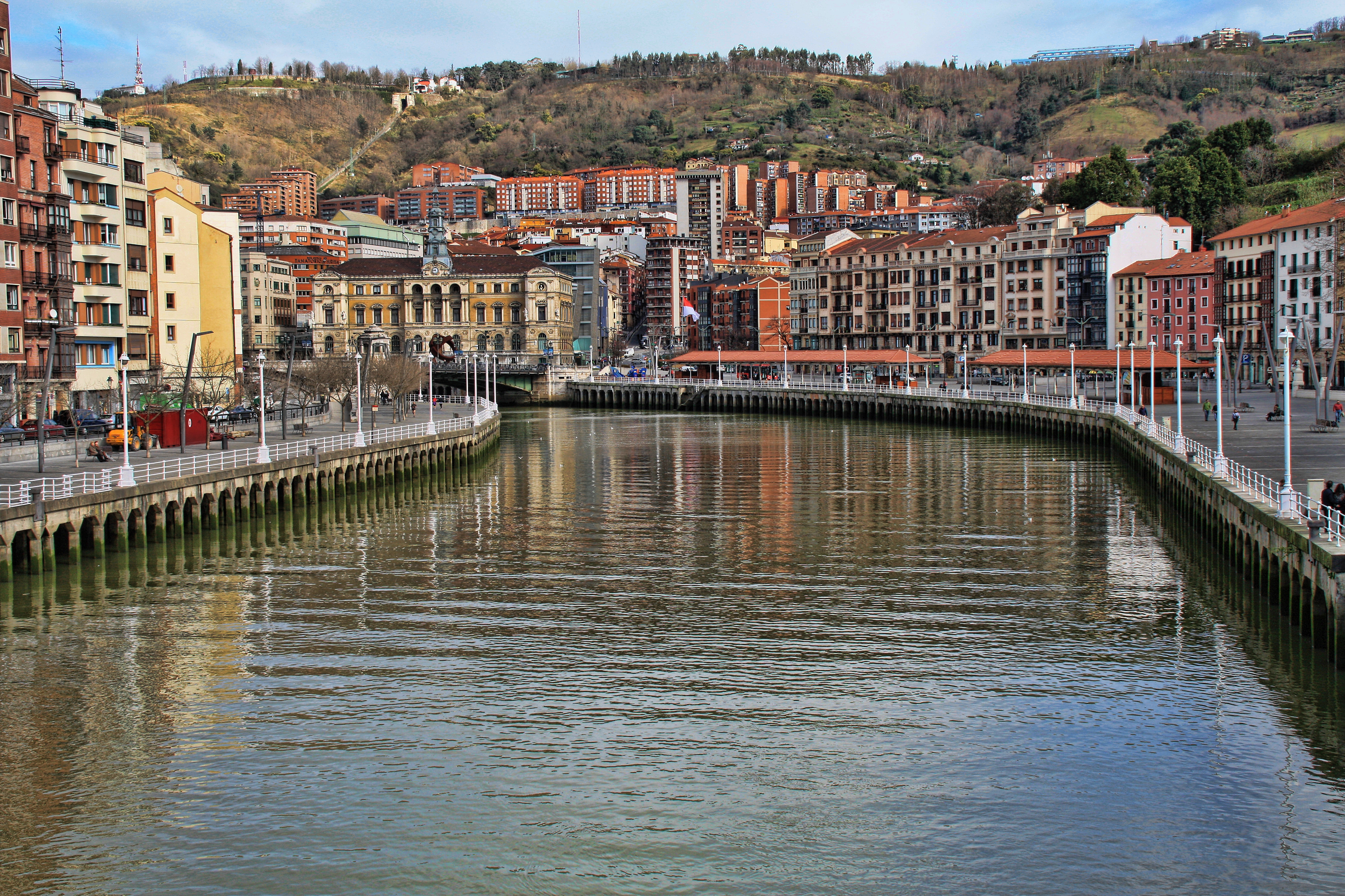 R A De Bilbao 4k Ultra HD Wallpaper Background Image