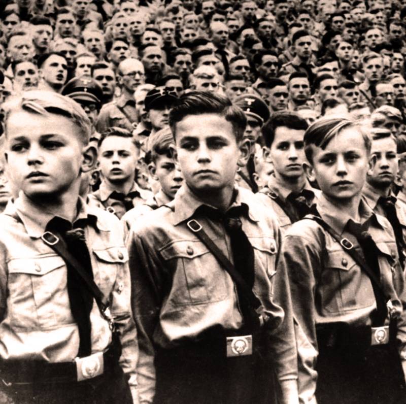 Hitler Youth Photos Of Life Inside The Nazi Indoctrination Program