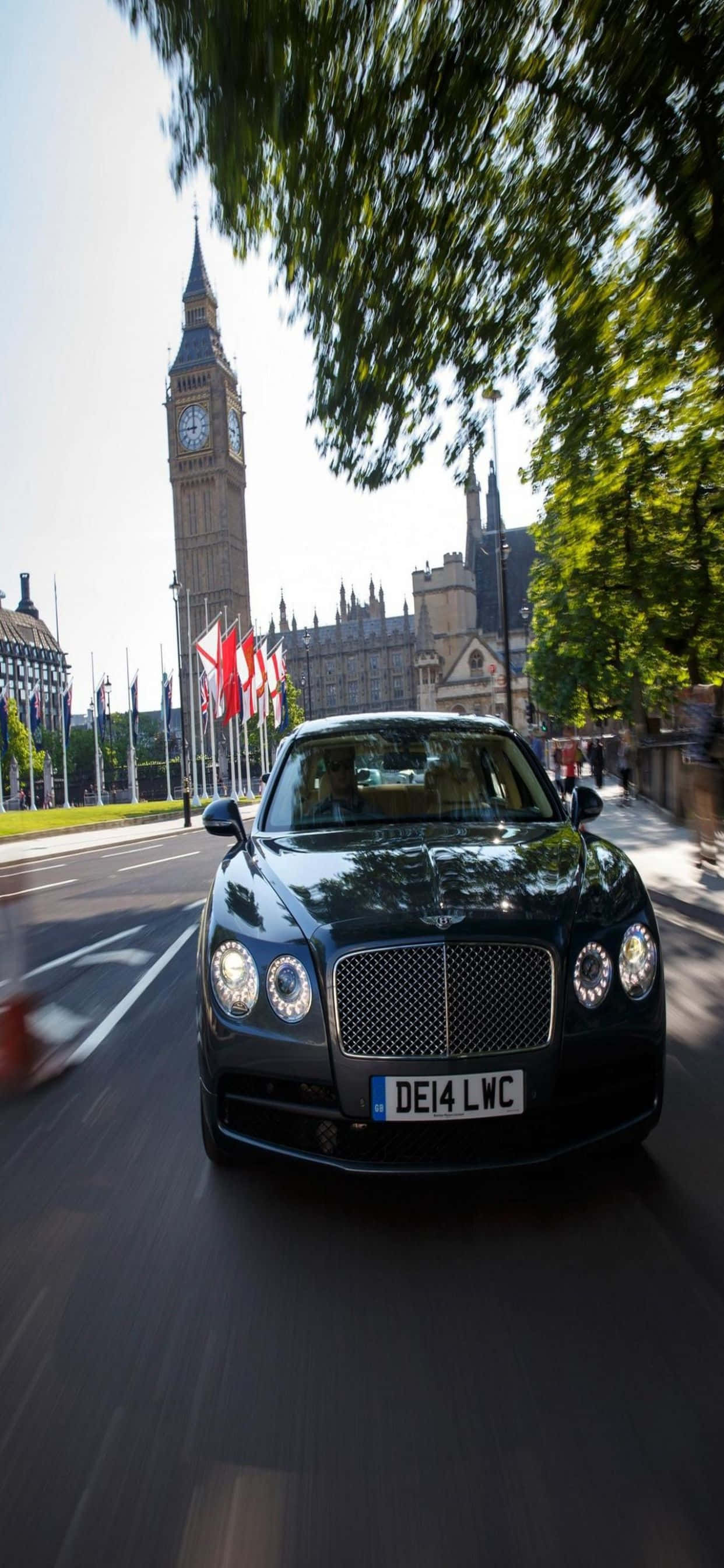 iPhone Xs Max Bentley Background X Wallpaper
