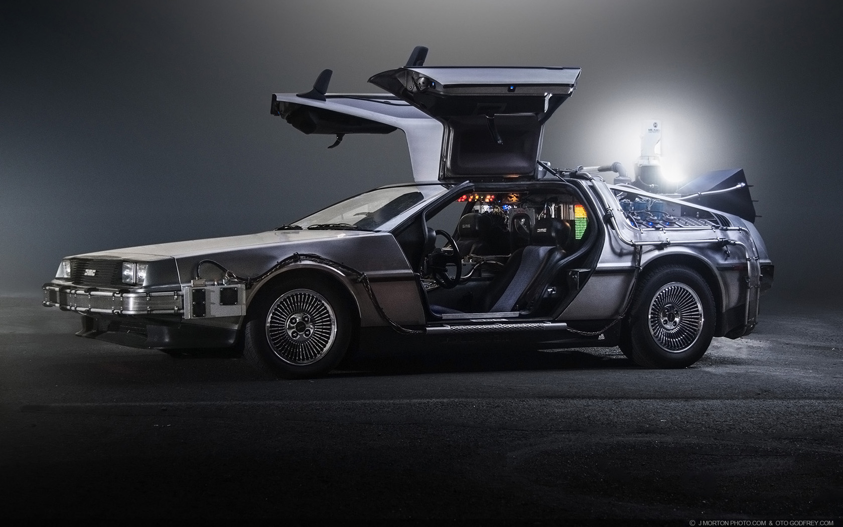 2014 DeLorean Time Machine by Team TimeCar   Static   5   1680x1050