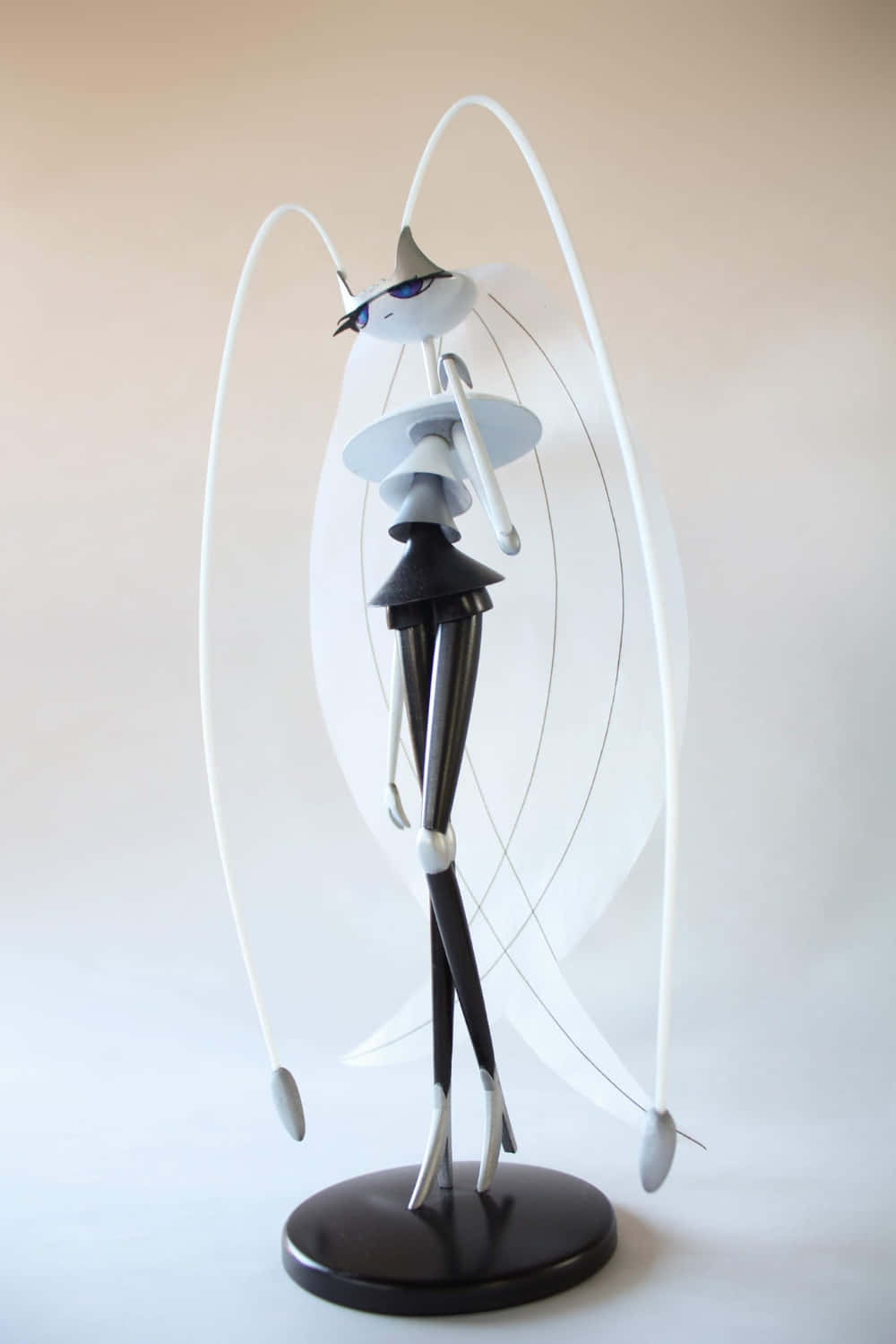 Elegant Pheromosa Figurine Wallpaper