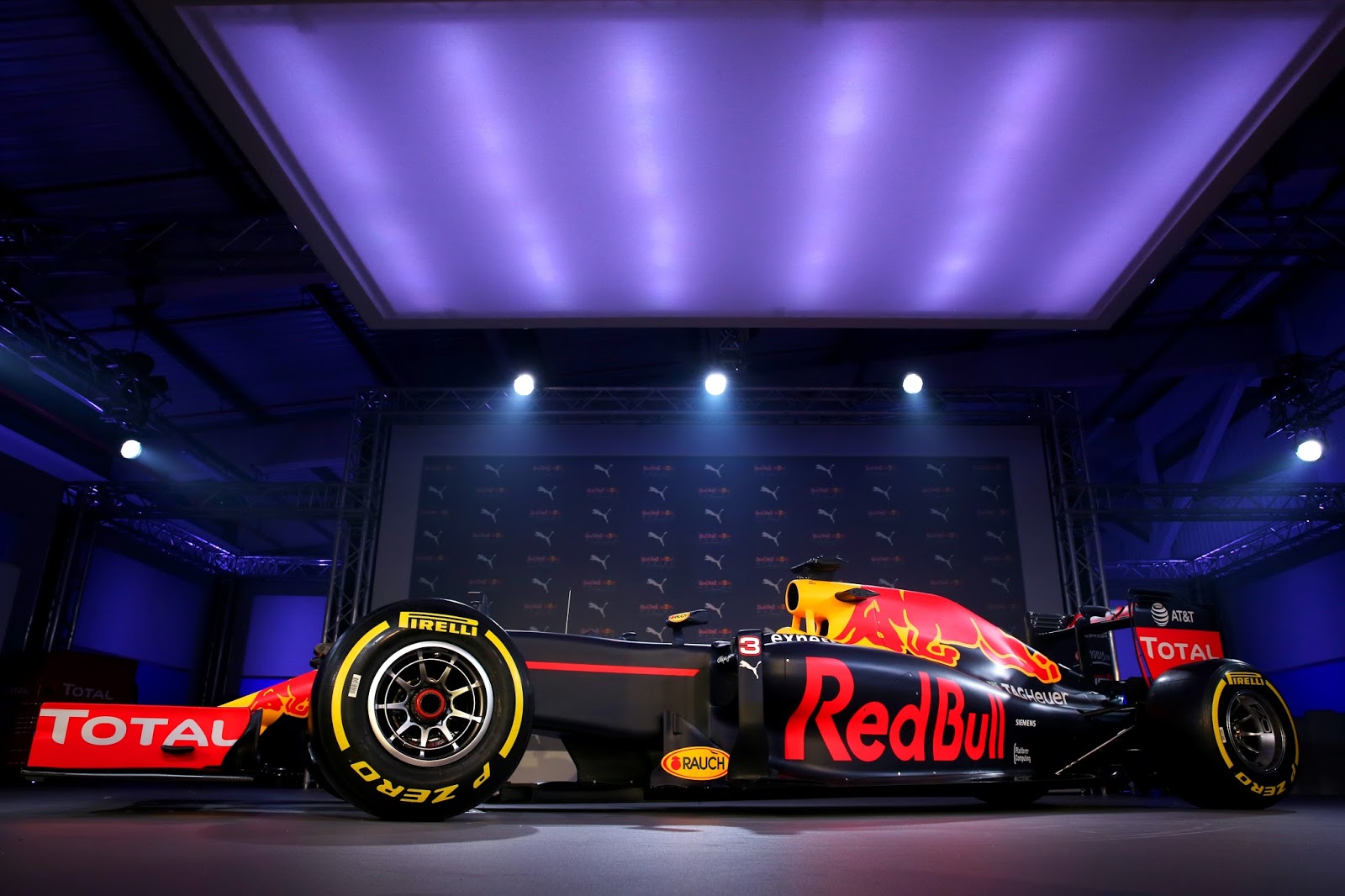 Red Bull Racing F1 Team Rb12 Car Wallpaper