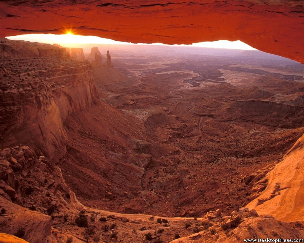 park utah mesa arch at sunrise canyonlands national park utah