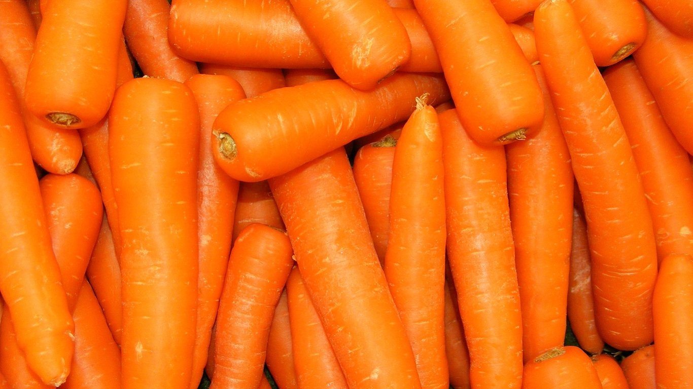 Bright Orange Carrots Wallpaper And Background