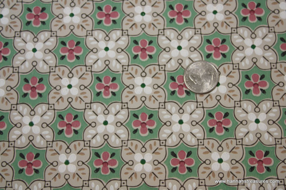 1940s Vintage Wallpaper Pink Green White and by HannahsTreasures 570x380