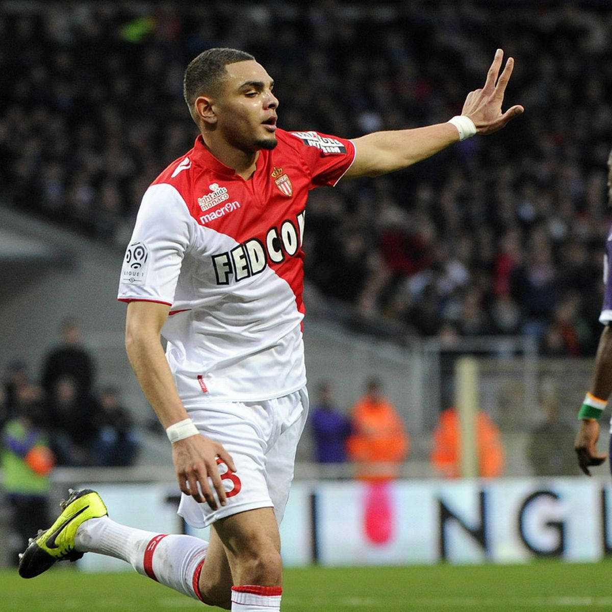 En Layvin Kurzawa X Wallpaper