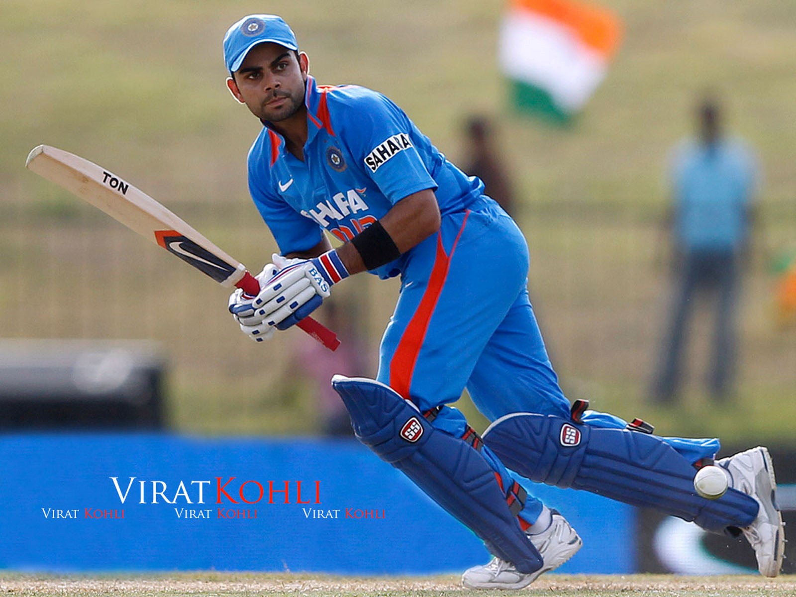 Virat Kohli Play Best Shot in Cricket Match Wallpapers HD Wallpapers 1600x1200