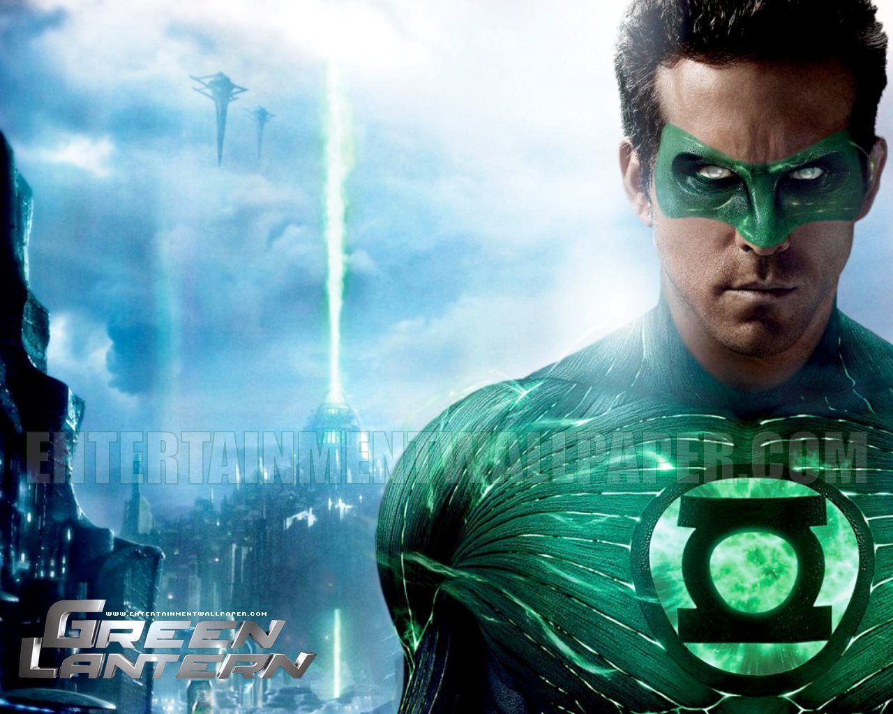 Green Lantern Uping Movies Wallpaper