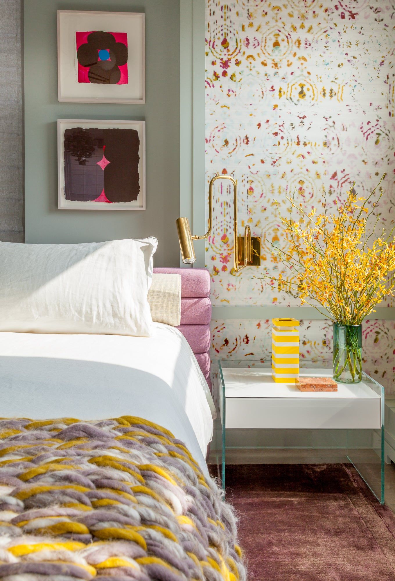 Get Inspired By The World S Most Beautiful Bedrooms On 1stdibs Wallpaper