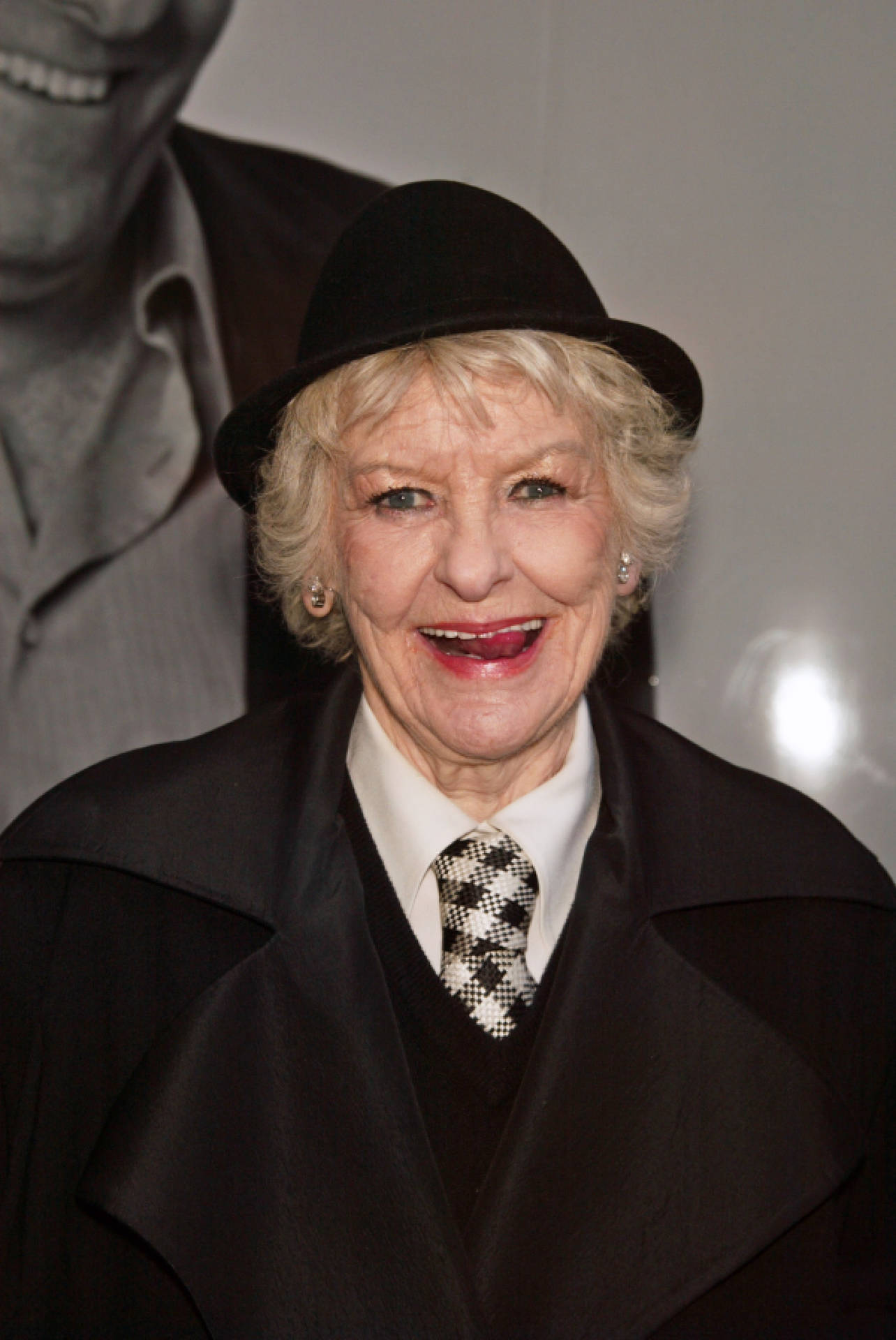 Elaine Stritch Wallpaper Helt Gratis