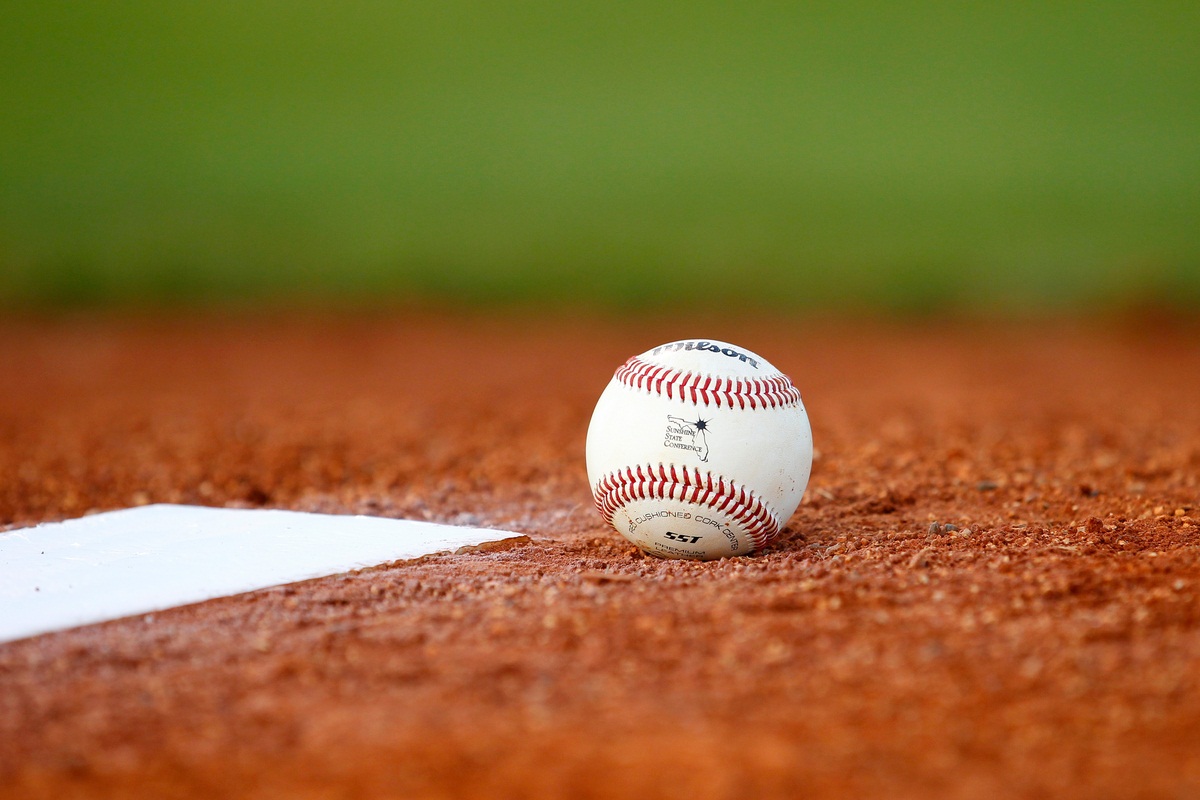 iPad Wallpaper Baseball