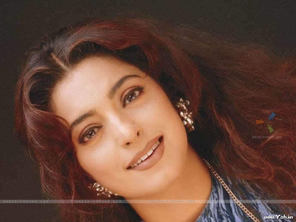 Chawla Bollywood Actress Wallpaper Santabanta Hungama