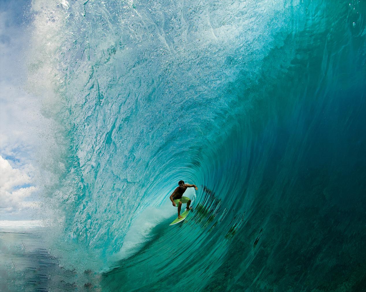 Barrel Surfing Wallpaper