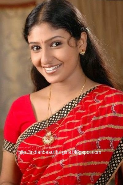 Tamil Actress Mounika Pics Photos HD Wallpaper