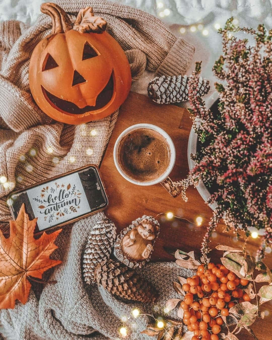 Aesthetic Autumn Halloween Wallpaper