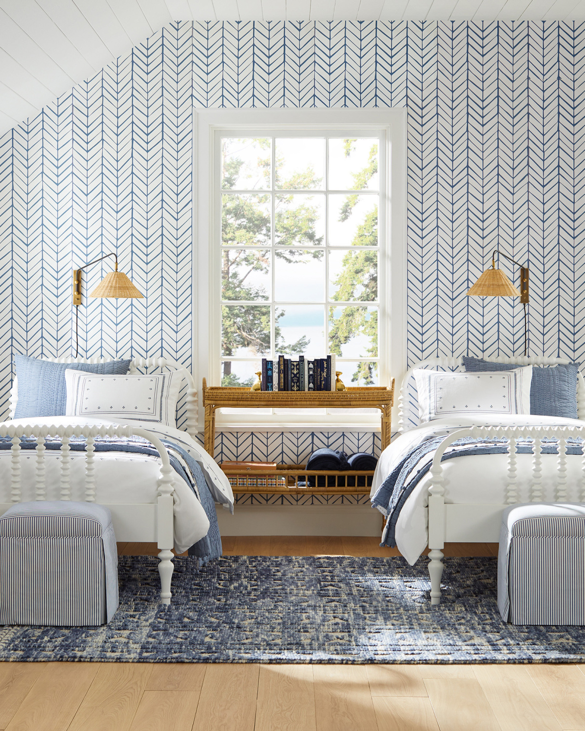 Coastal Cottage Bedroom D Cor Ideas Wallpaper