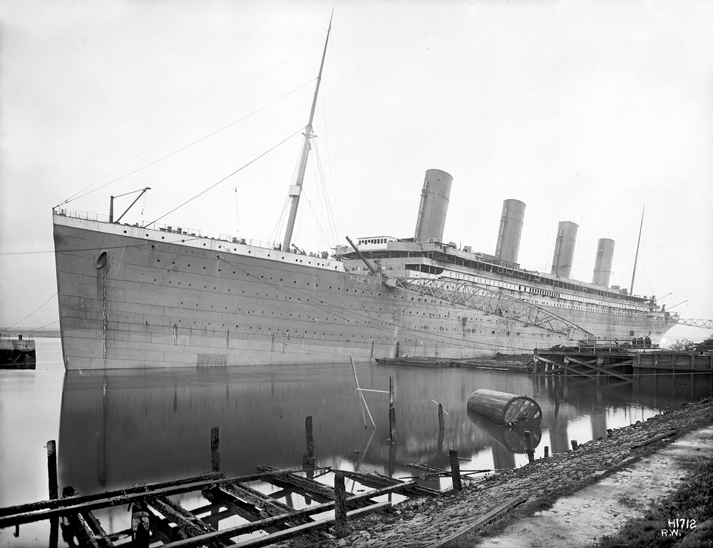 File Rms Titanic Unpainted Png Wikimedia Mons