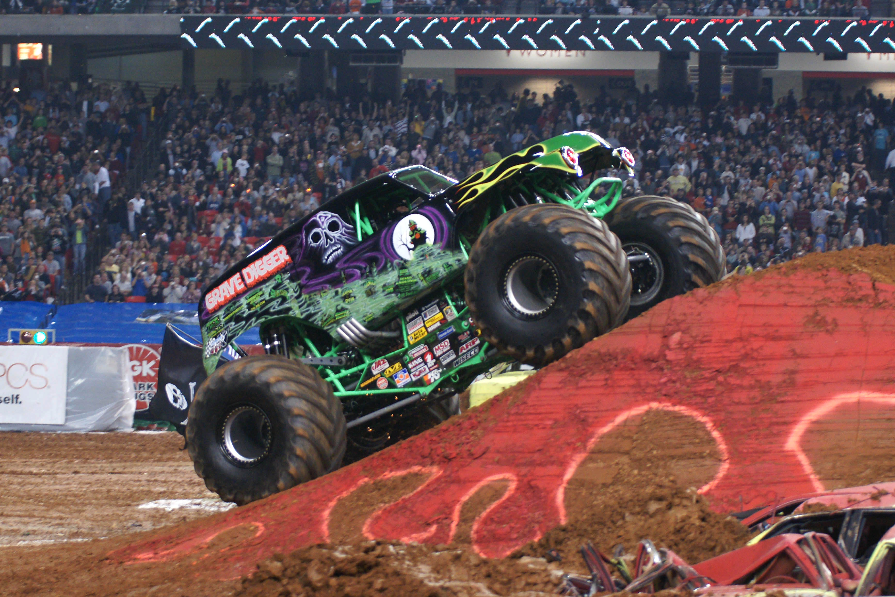 Grave Digger Monster Truck Race Racing K Wallpaper