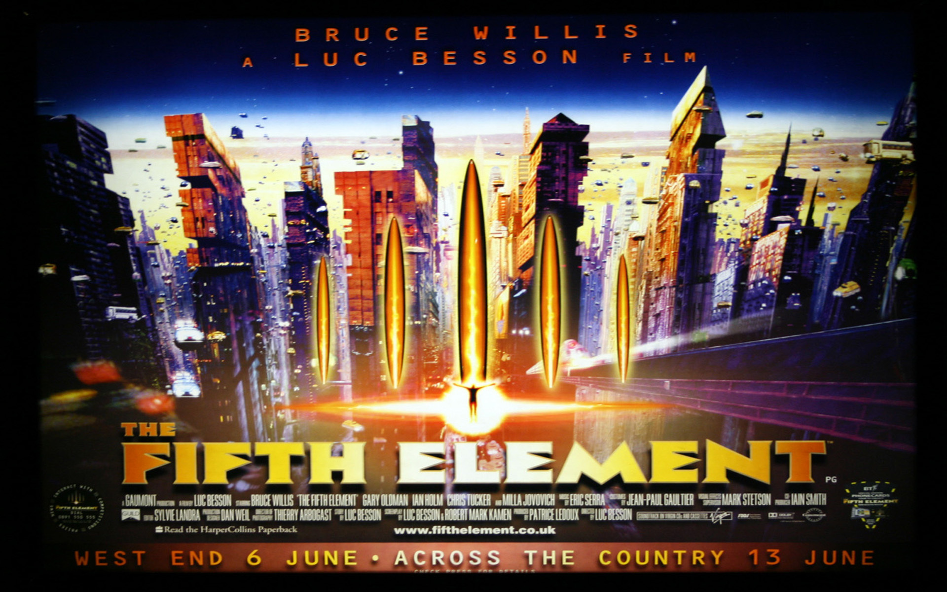 The Fifth Element Wallpaper