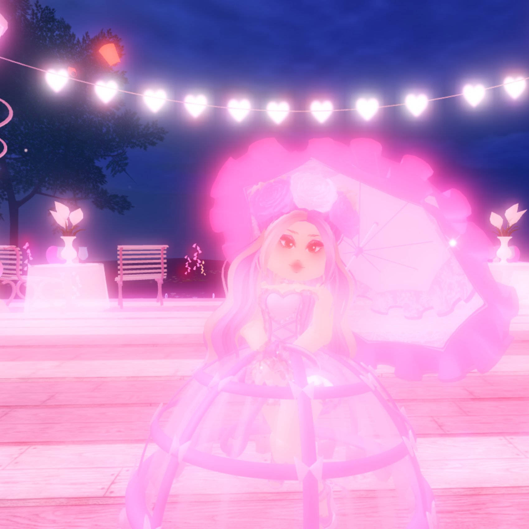 Experience A Fun And Magical Journey At Roblox Royale High Wallpaper