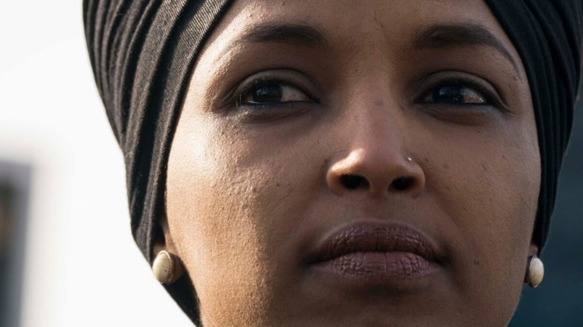 Ilhan Omar Caught On Tape Helping Illegal Somalis Evade Deportation In Wallpaper