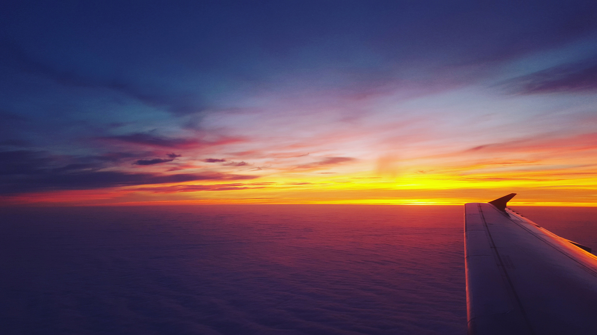 Airplane Dawn Dusk Flight Sunrise Sky Laptop Full HD 1080p 4k Wallpaper Image