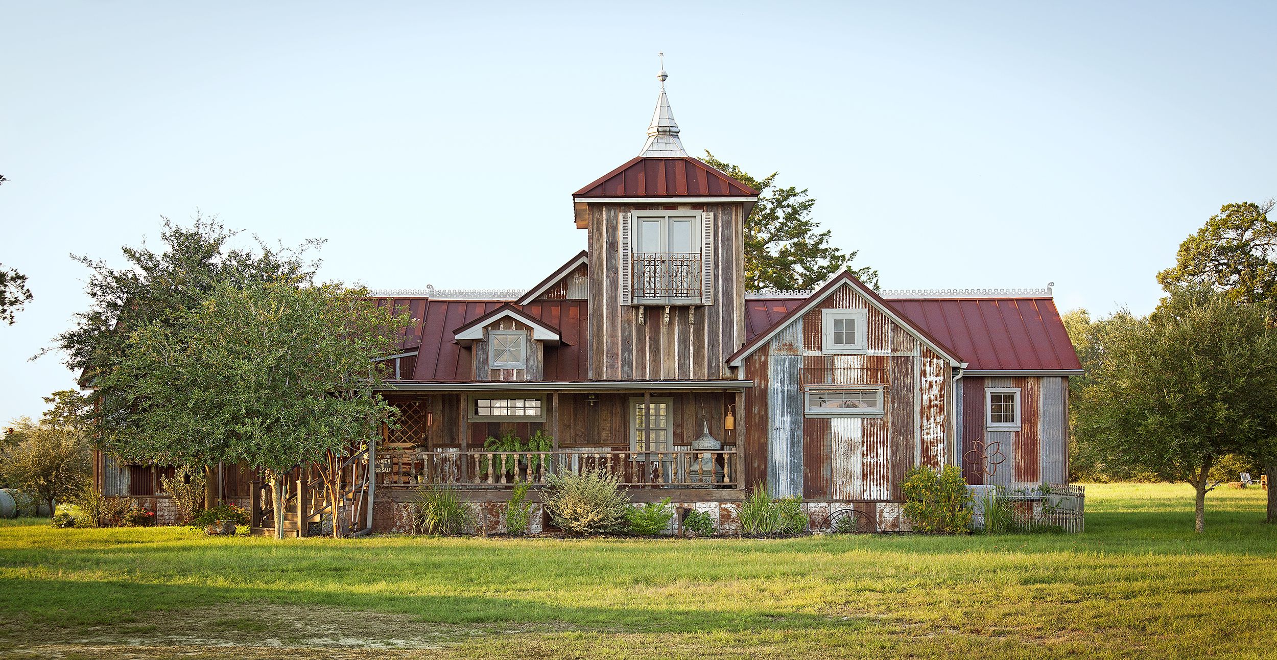 This Rustic Farmhouse Was Built And Decorated Using Almost