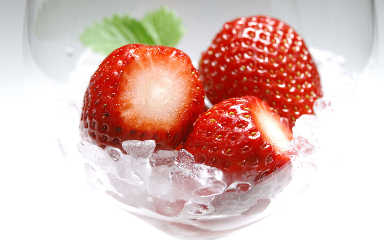 Fruit Strawberries Cate Wallpaper