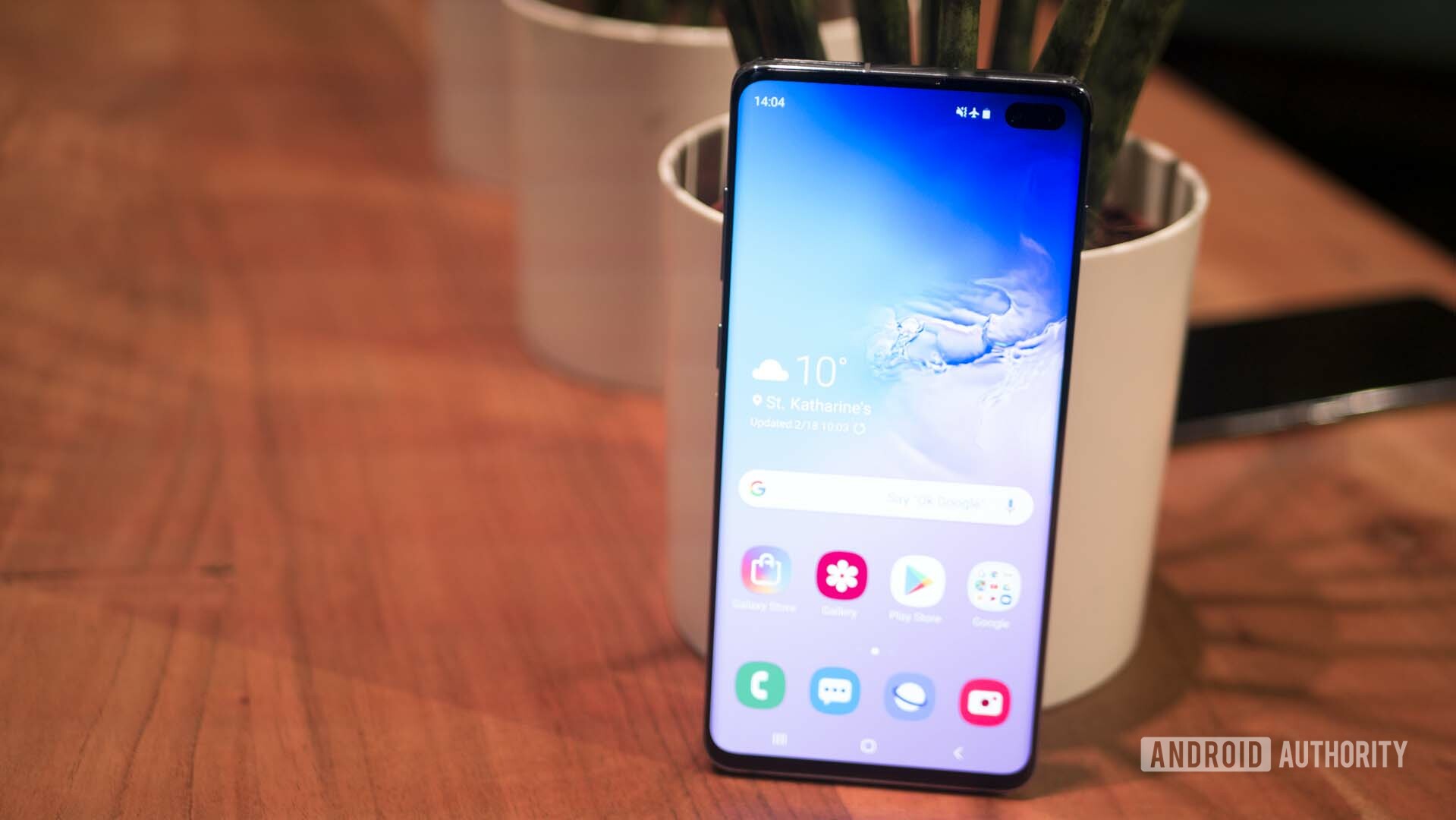 Galaxy S10 Wallpaper Are Here
