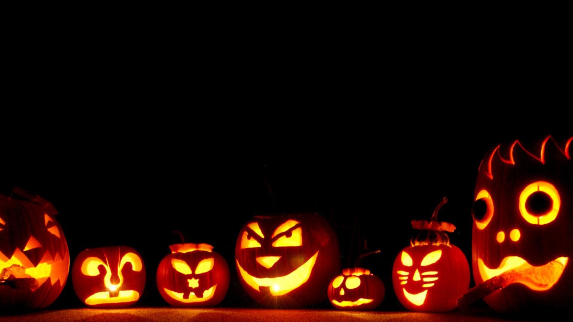 X Halloween Wallpaper