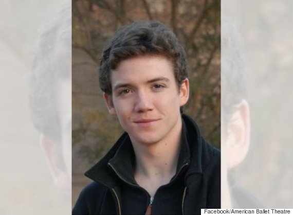 Ballet Dancer Gray Davis Saves Homeless Man From Subway Tracks Wallpaper