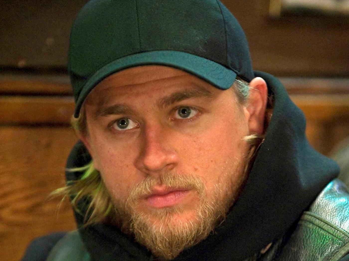 Charlie Hunnam Wallpaper Pictures