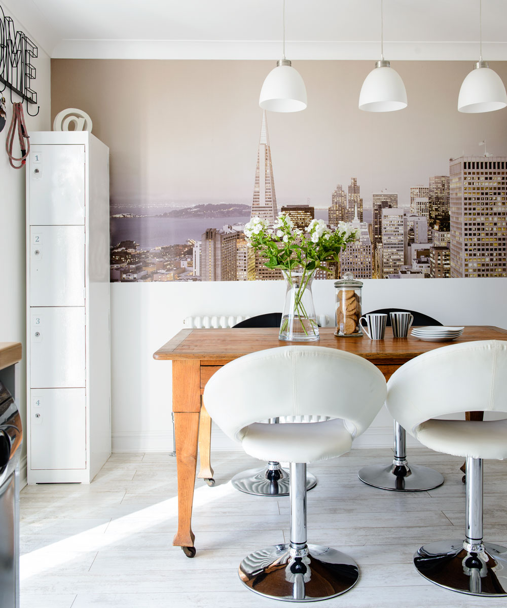 29 Kitchens With Wallpaper On Wallpapersafari