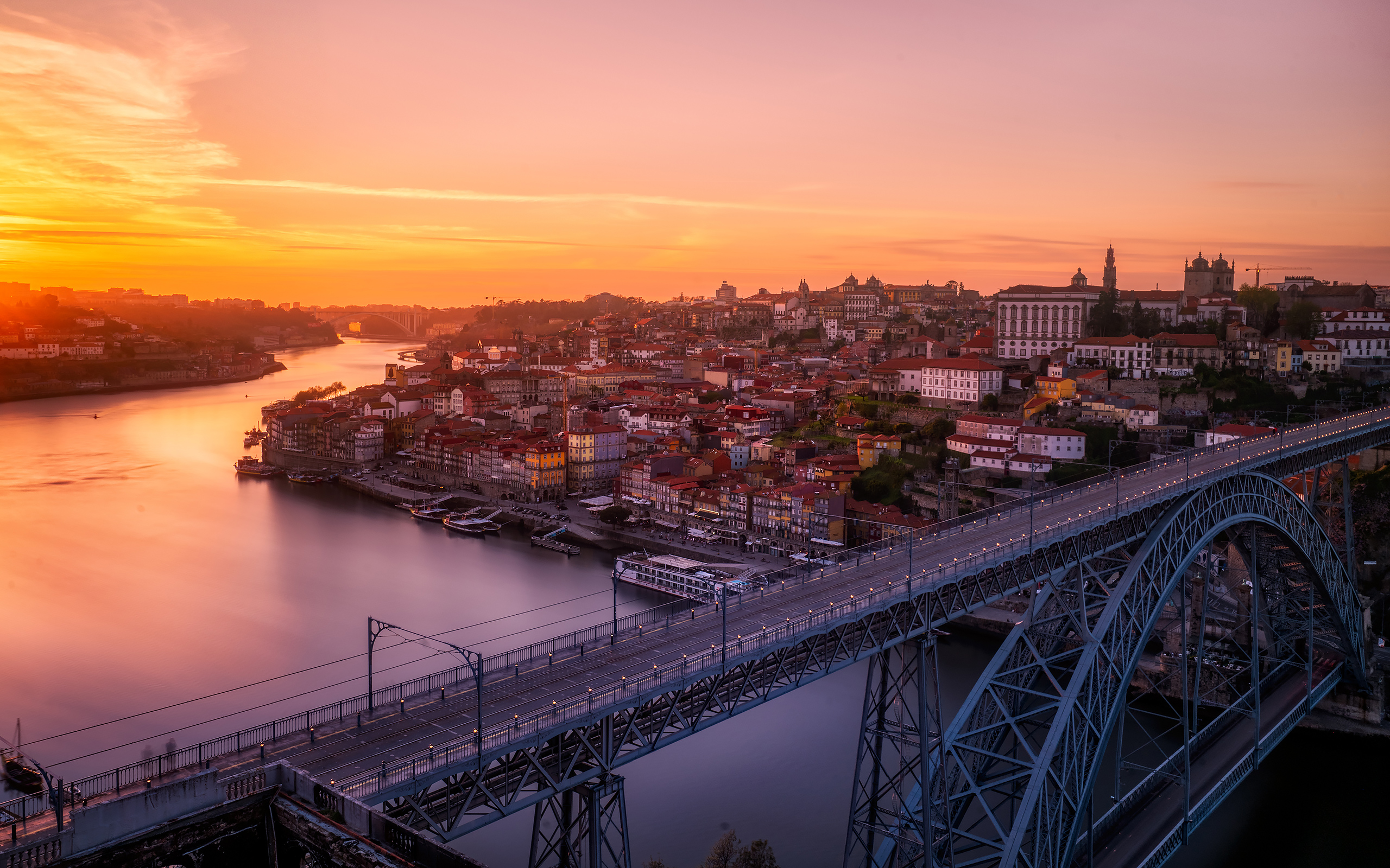 Daily Wallpaper Sunset In Porto Portugal I Like To Waste My Time