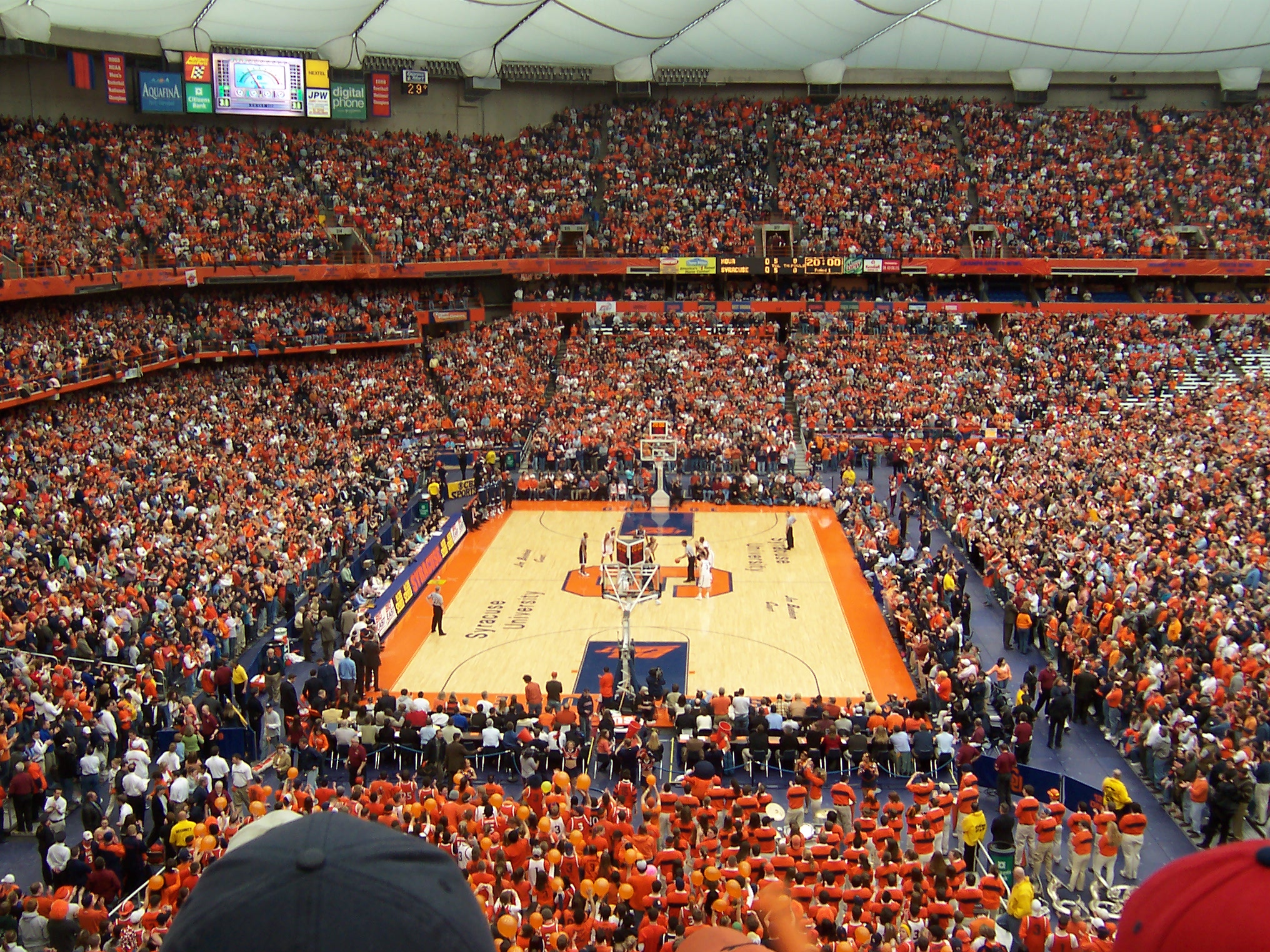 Syracuse Carrier Dome By Spacetime