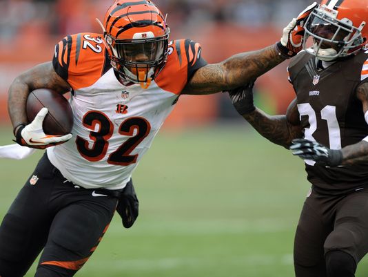 Bengals running back Jeremy Hill leads all rookies in yards from