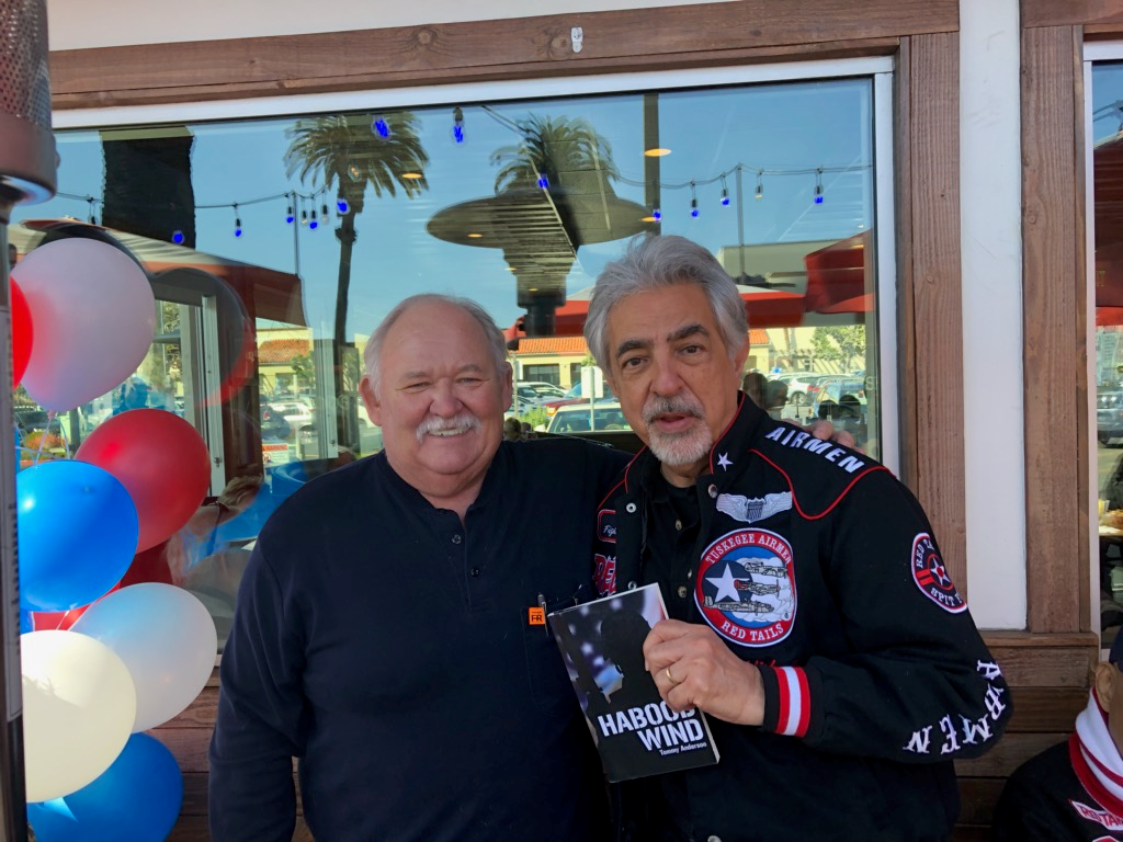 Joe Mantegna Receives An Autographed Copy Of Tommy Anderson S