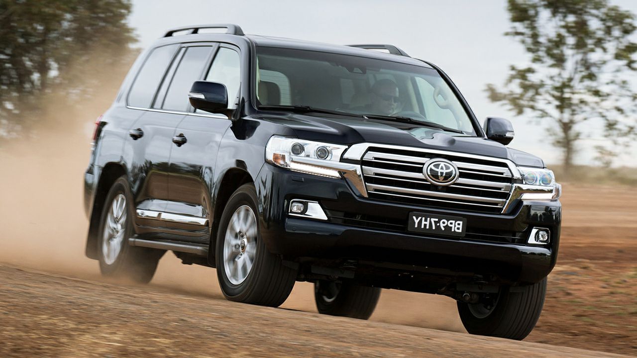 Toyota Land Cruiser HD Car Pictures Wallpaper