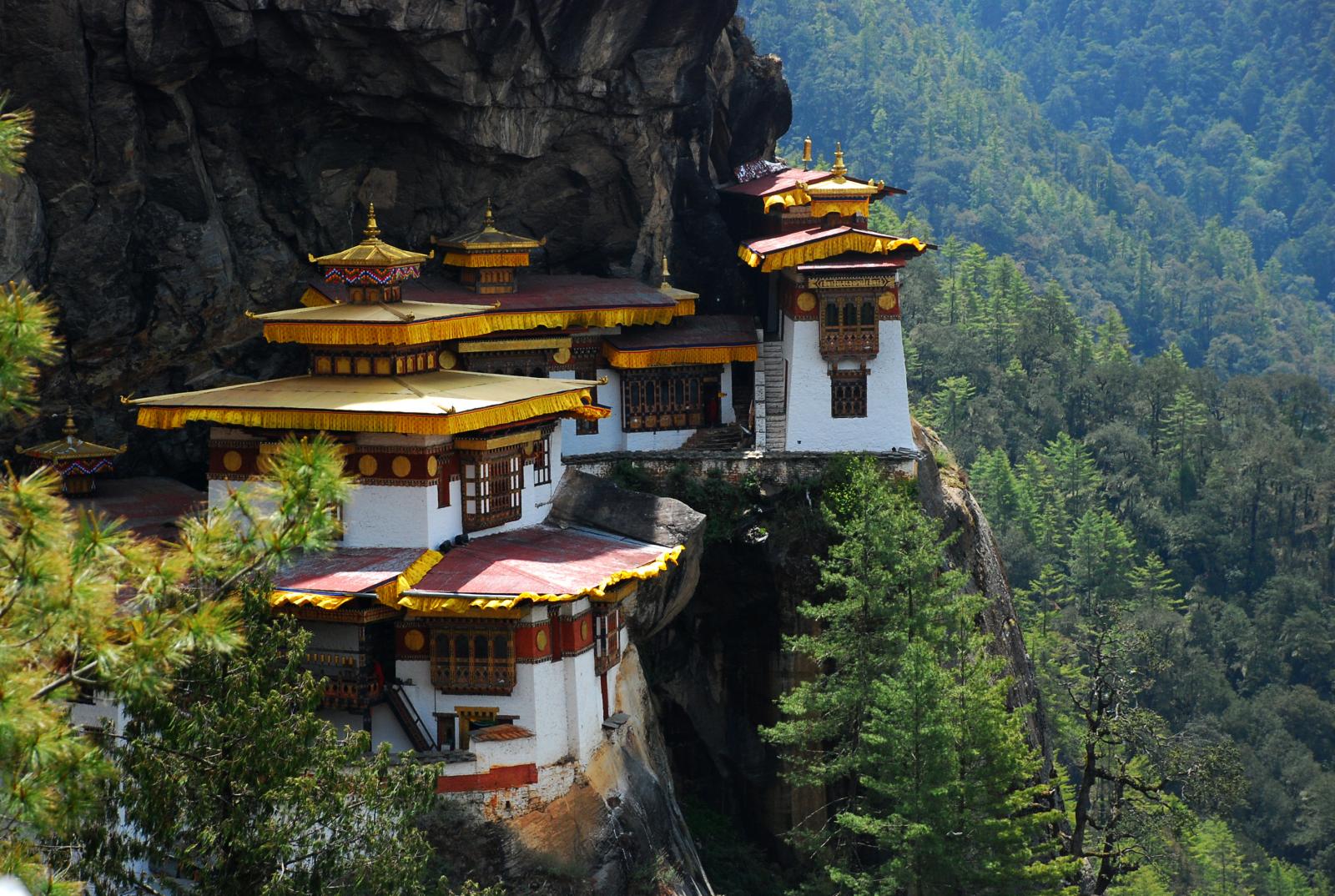 Bhutan Interesting Home HD Windows Wallpaper