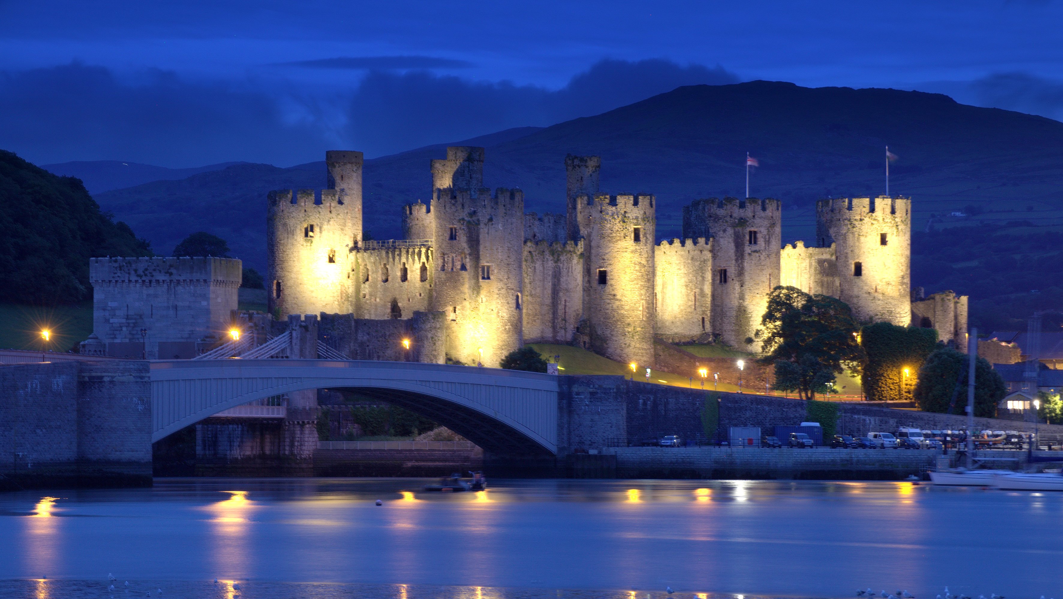England Conwy Castle North Wales Wallpaper