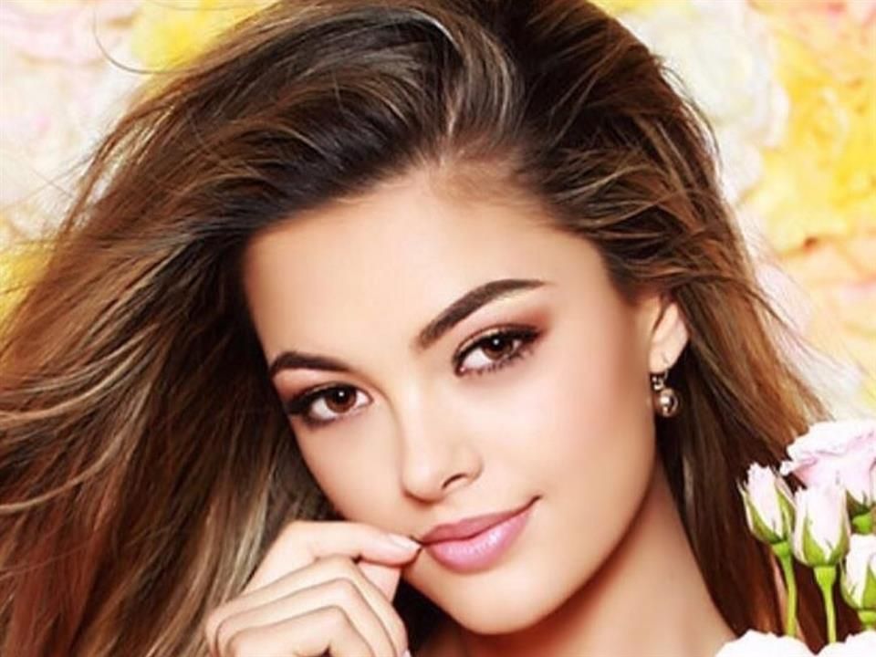 Top Most Beautiful Image Of Demi Leigh Nel Peters Miss Universe