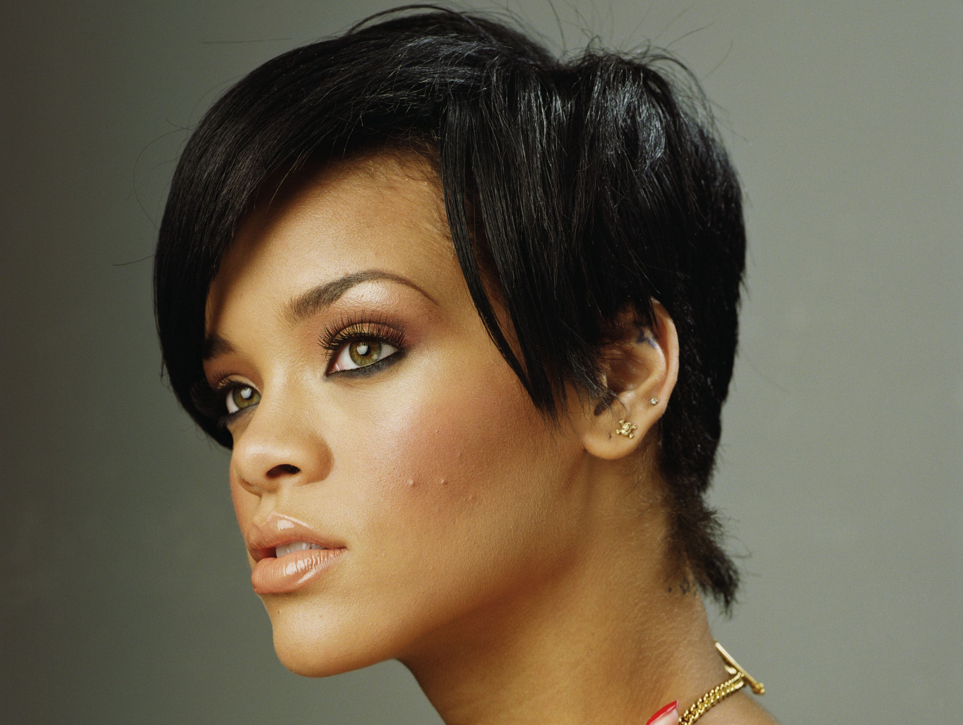 Wallpaper Rihanna Celebrity Singer Haircut
