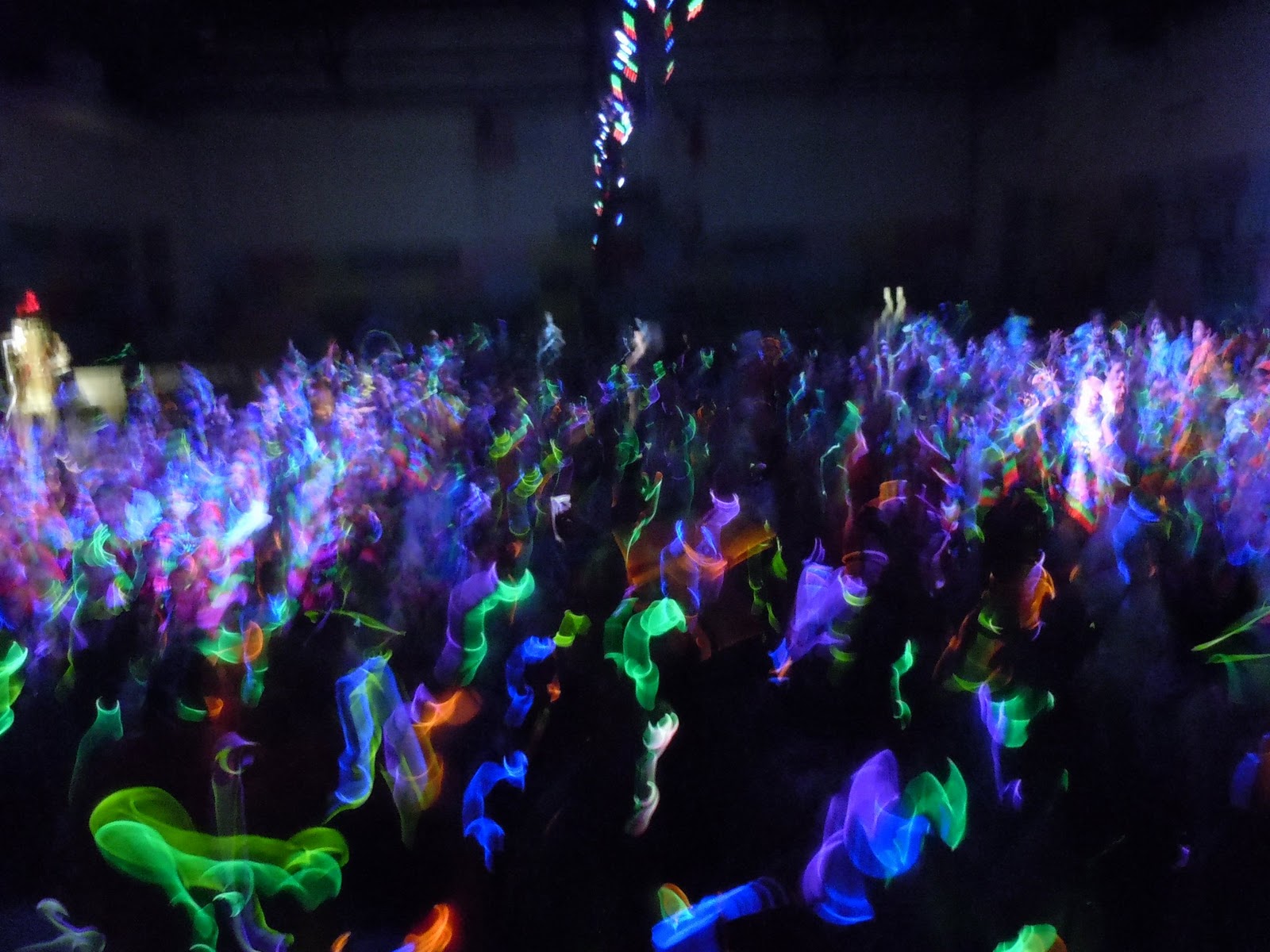 Background Rave Dance Image Picture