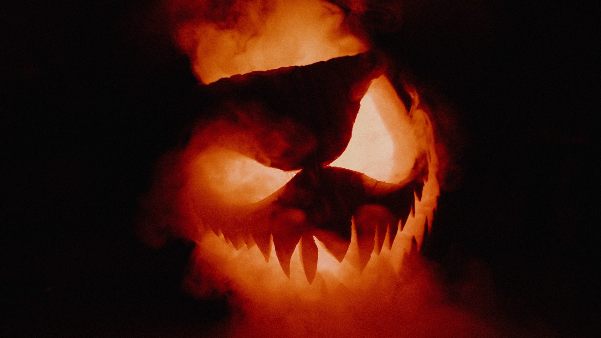X Halloween Wallpaper