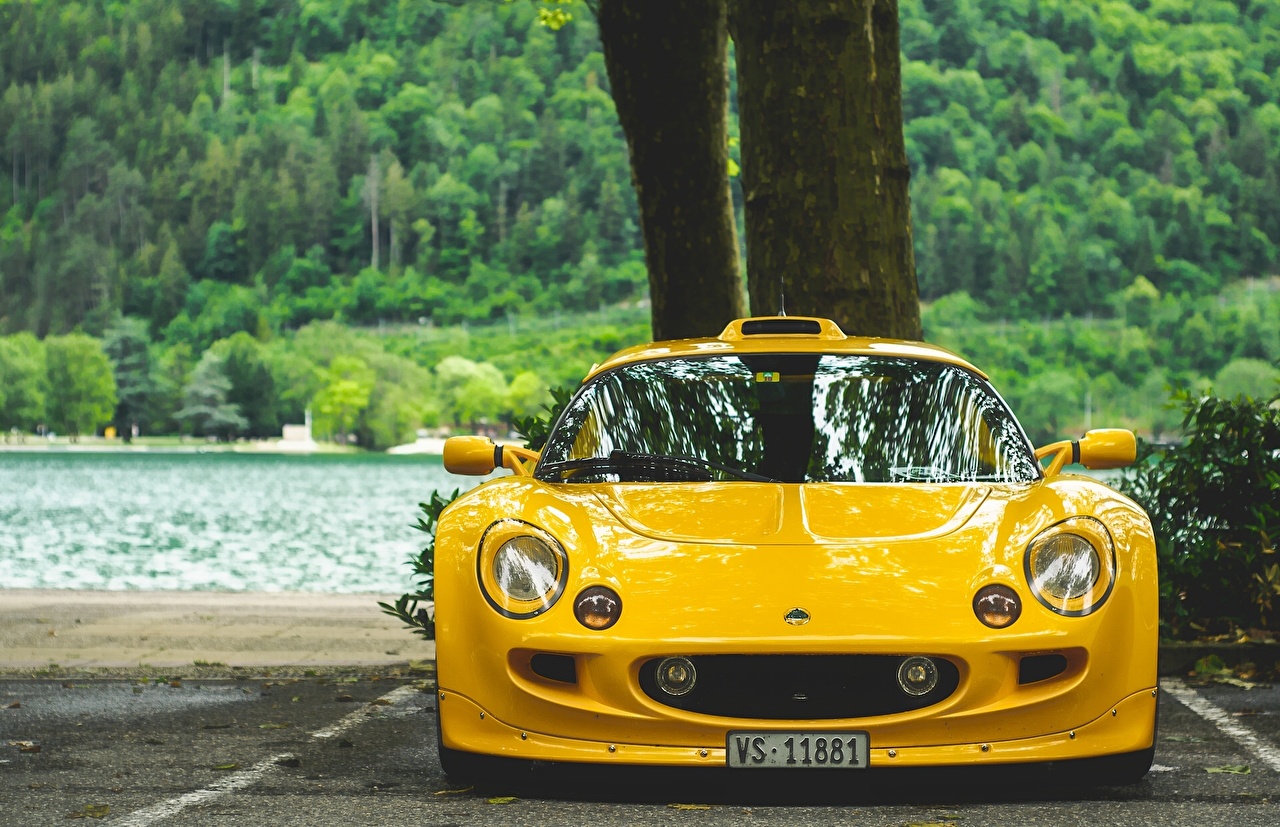 Desktop Wallpaper Lotus Exige S1 Yellow Cars Front